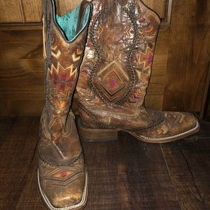 Corral Vintage size 9 boots